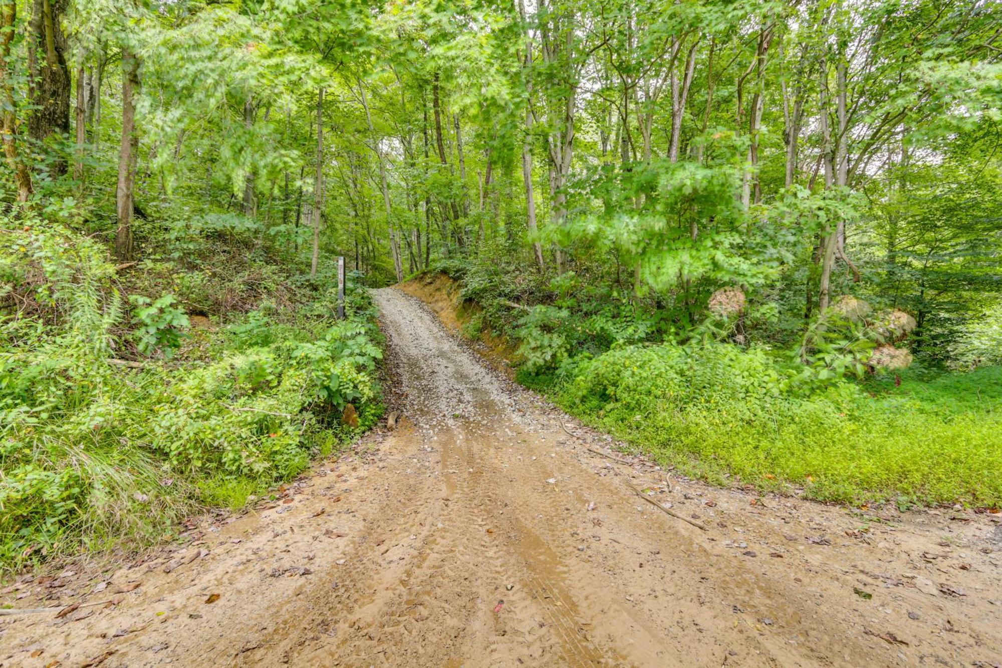 Cottage With Yard And Grill About 21 Mi To Hocking Hills! Nelsonville Ngoại thất bức ảnh