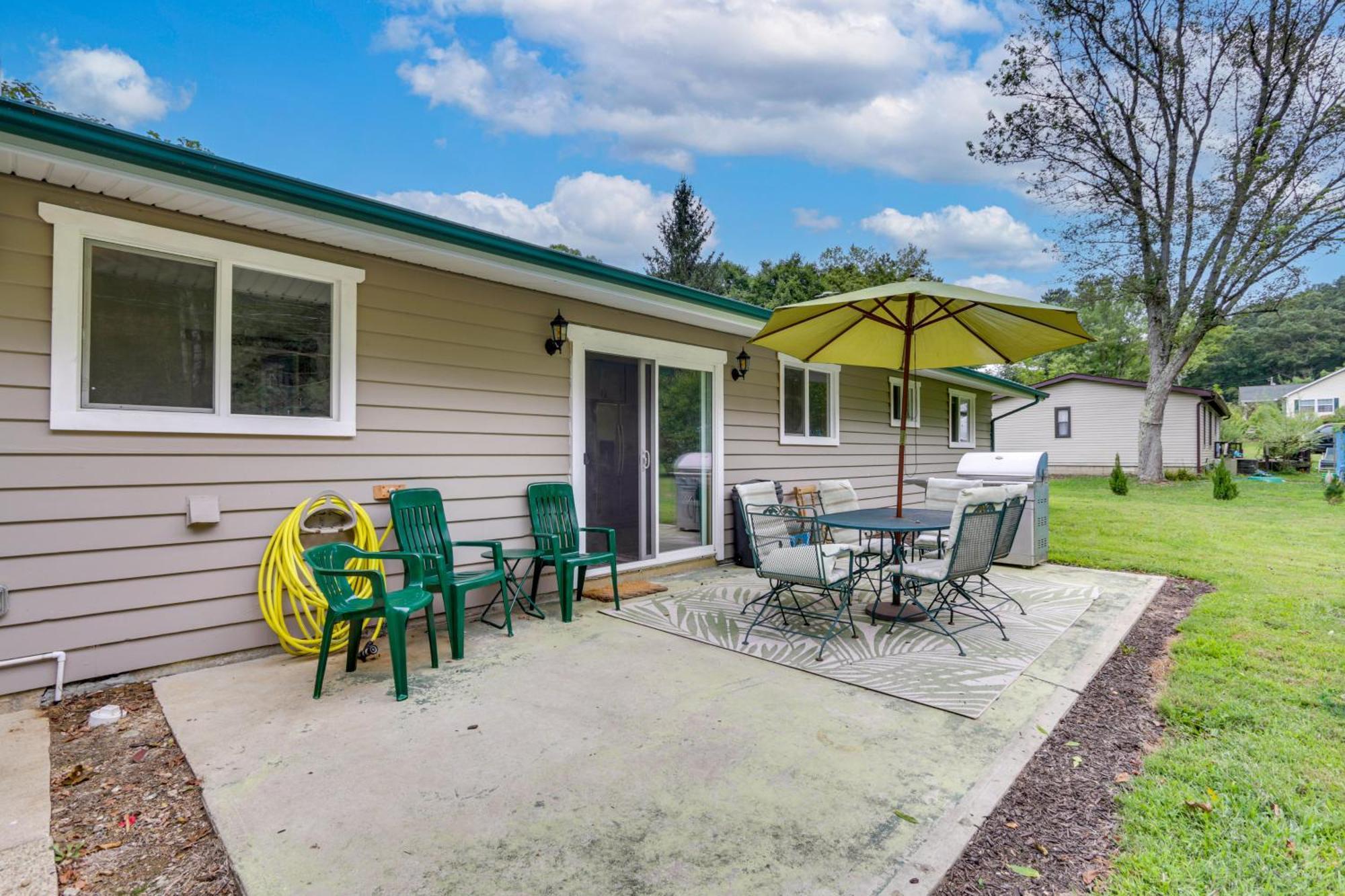 Cottage With Yard And Grill About 21 Mi To Hocking Hills! Nelsonville Ngoại thất bức ảnh