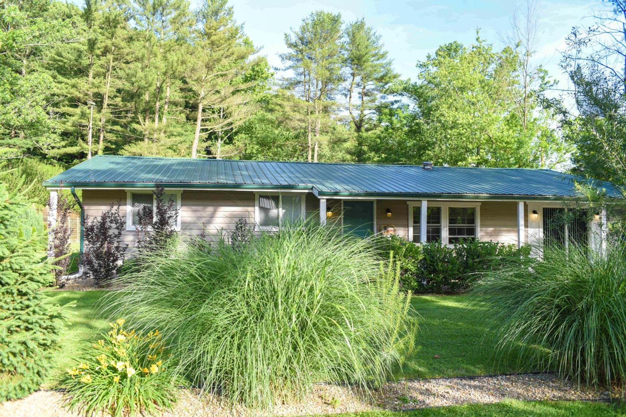Cottage With Yard And Grill About 21 Mi To Hocking Hills! Nelsonville Ngoại thất bức ảnh